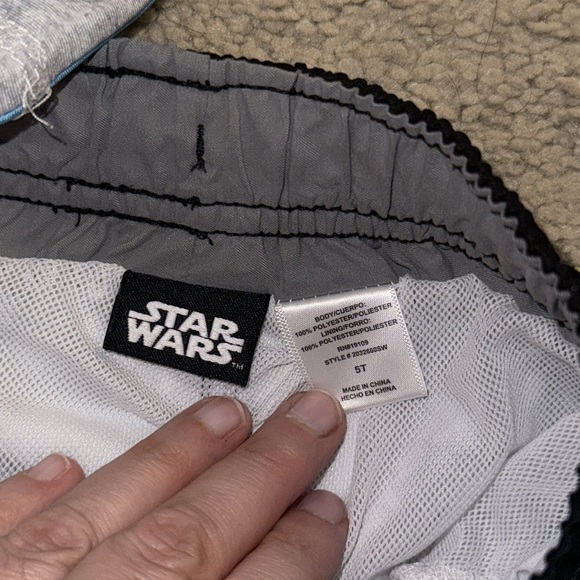 Star Wars rash guard swim set size 5T - Picture 4 of 5